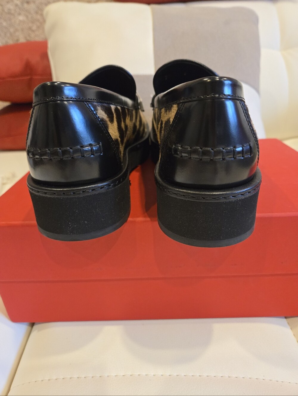 Ferragamo Women's Ofelia Leopard Real Haircalf Loafer Gancini Size 9 and 9.5 NWB - Picture 12 of 16